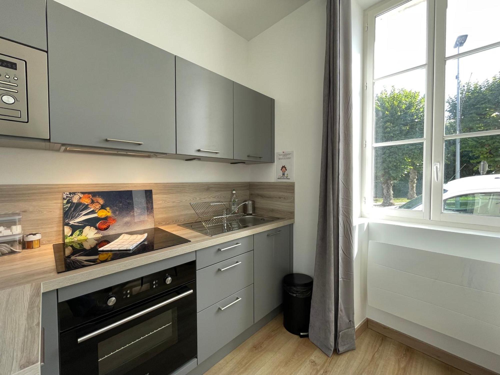 Bel Appartement, 2 Lits Doubles, Parking Gratuit Chablis Luaran gambar