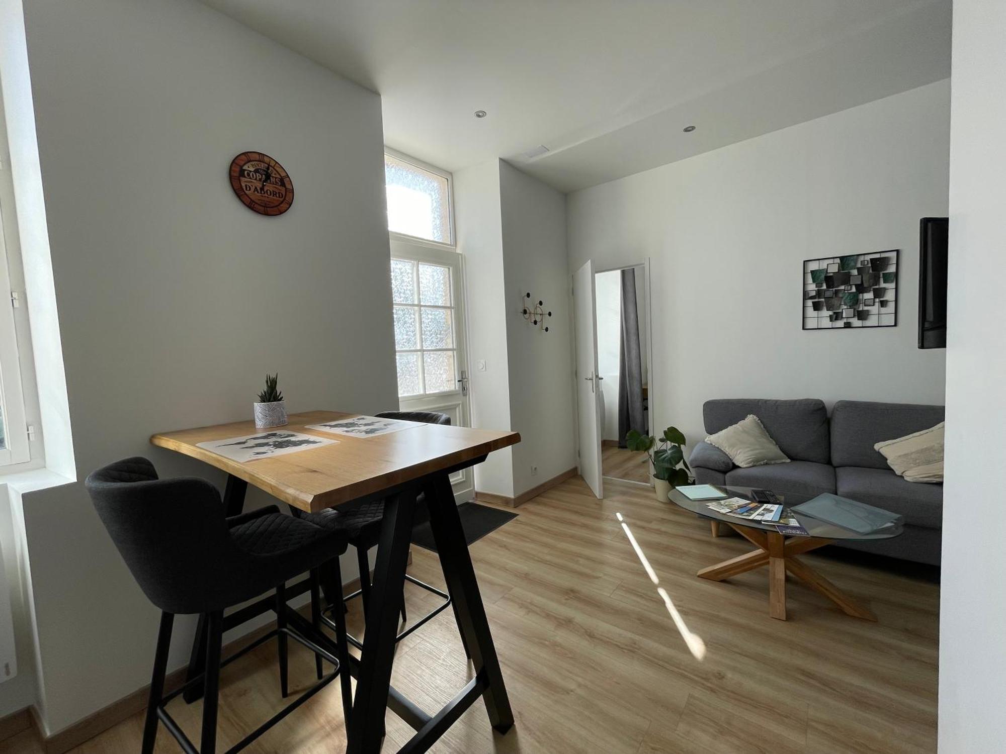 Bel Appartement, 2 Lits Doubles, Parking Gratuit Chablis Luaran gambar